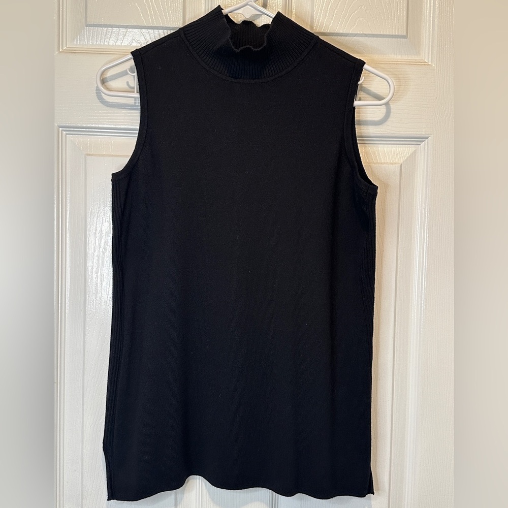 Women’s Chicos Black Sleeveless Mock Turtleneck Sweater Ribbed Sides Stretch SZ0